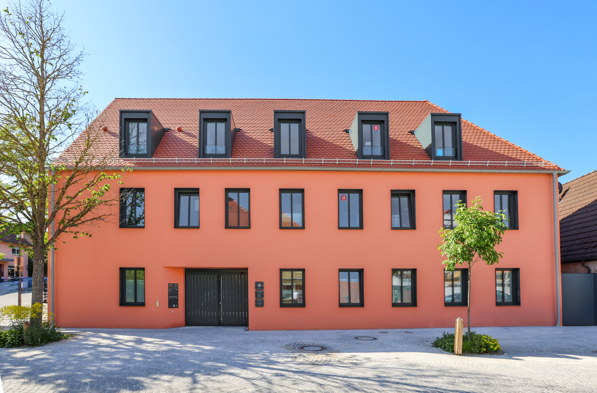 Außenansicht des Gebäudes der MVZ Burgbernheim GmbH